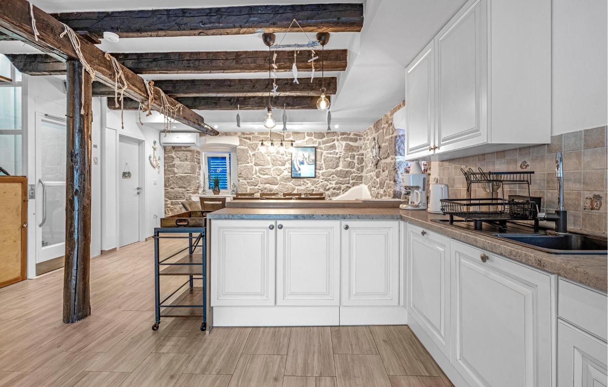 4 Bedroom Stunning Home In Murter Extérieur photo