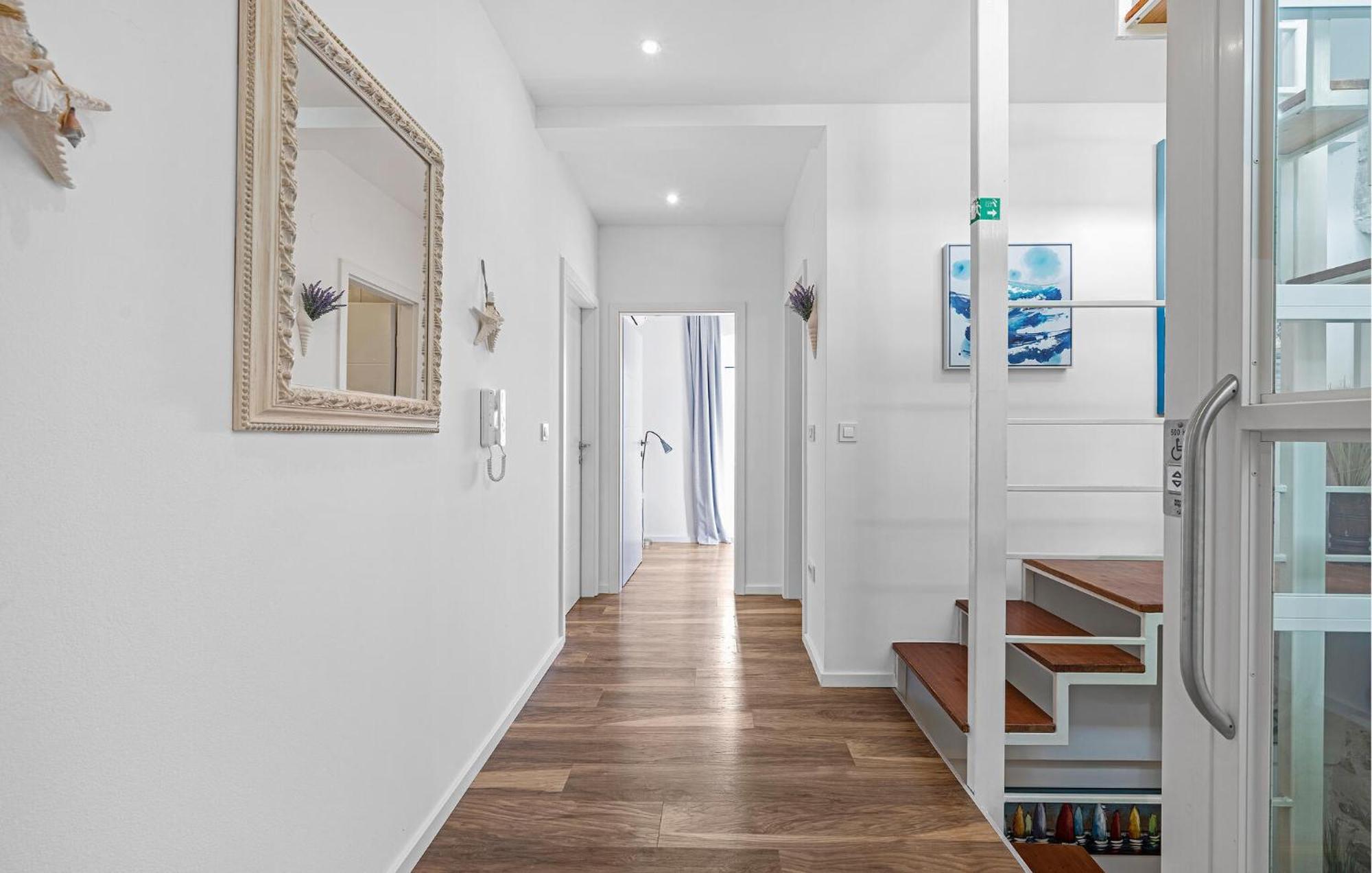 4 Bedroom Stunning Home In Murter Extérieur photo