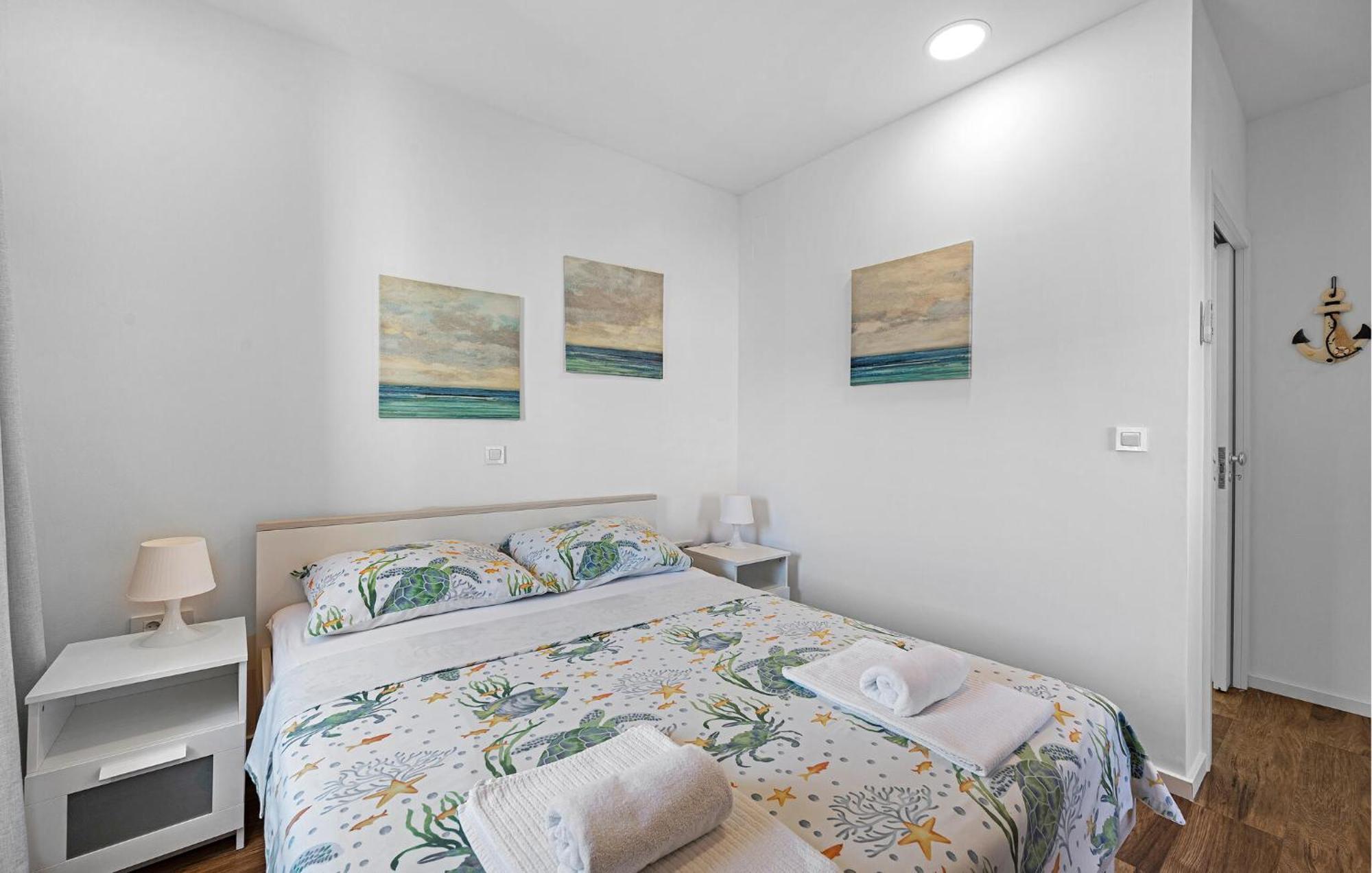 4 Bedroom Stunning Home In Murter Extérieur photo