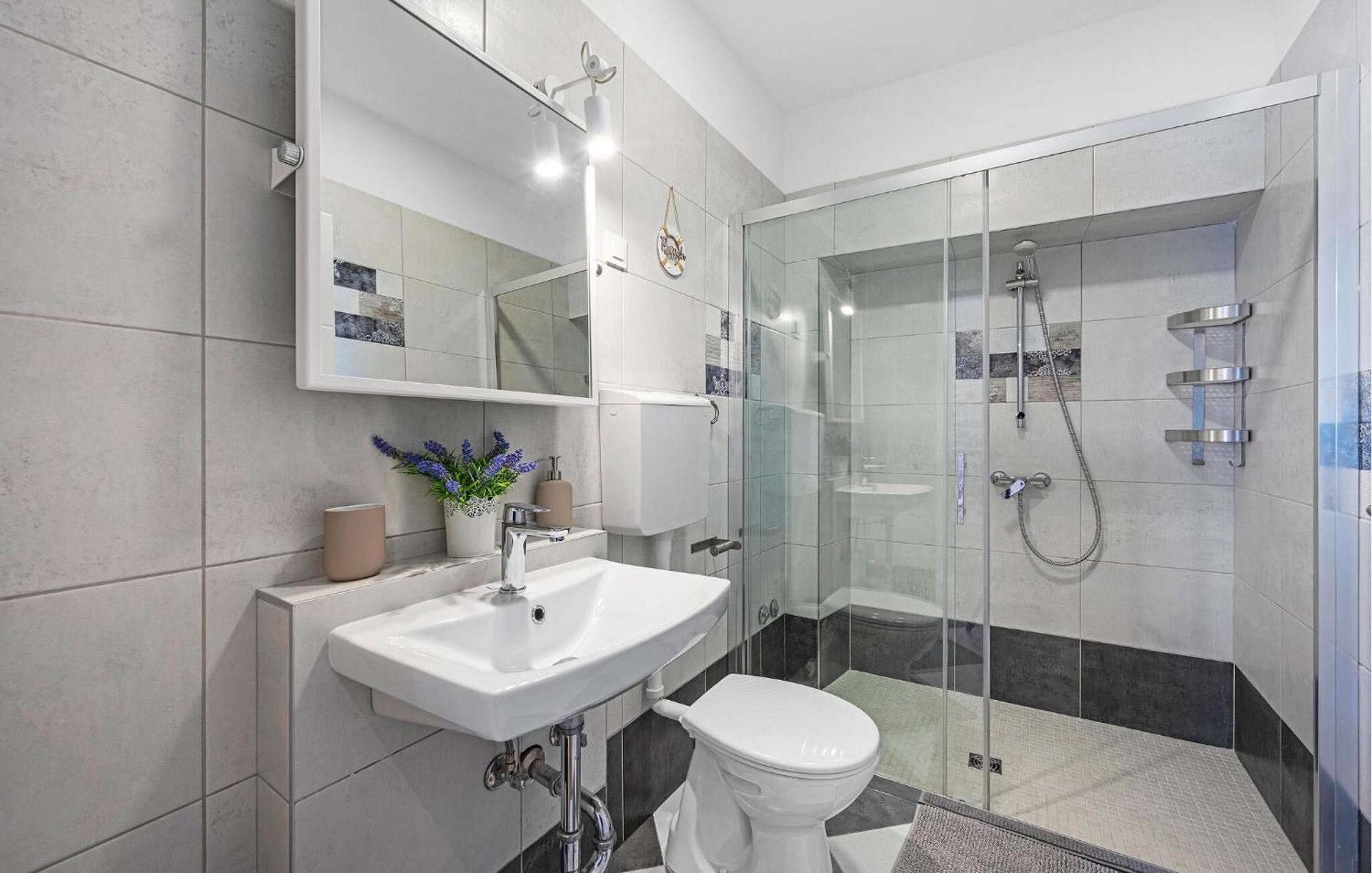 4 Bedroom Stunning Home In Murter Extérieur photo
