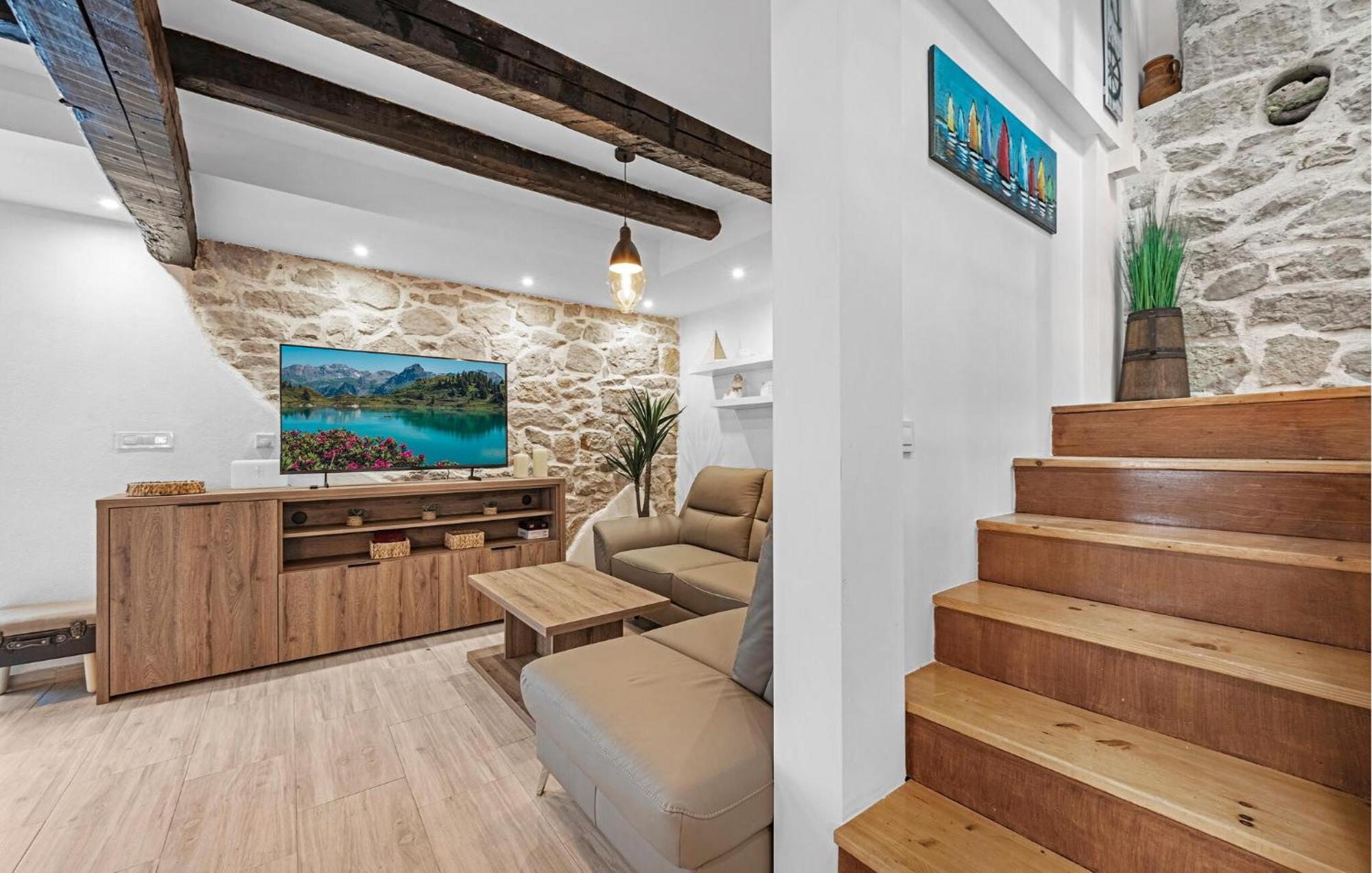 4 Bedroom Stunning Home In Murter Extérieur photo