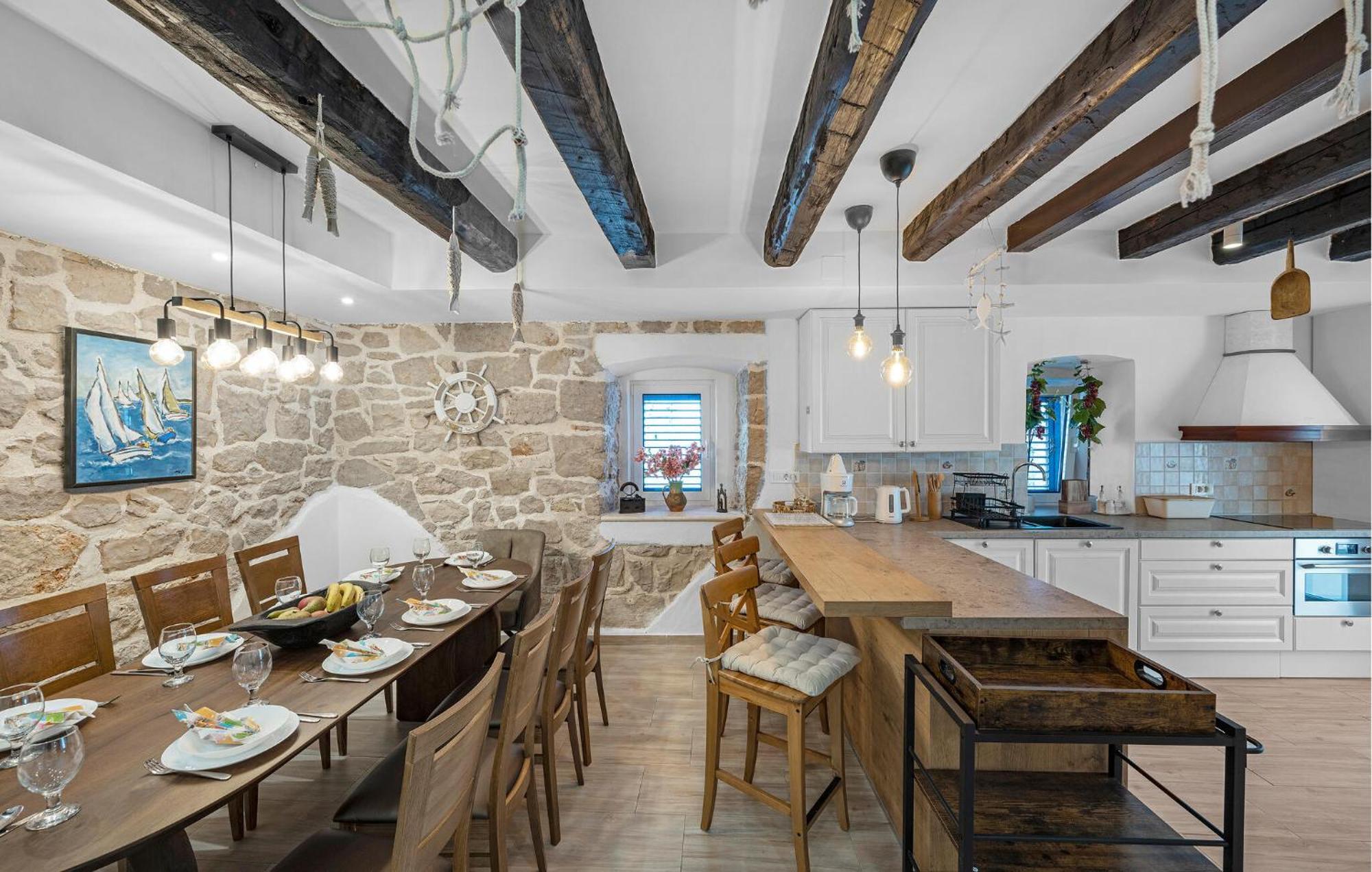 4 Bedroom Stunning Home In Murter Extérieur photo